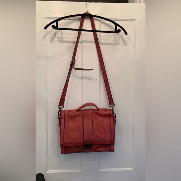 Fossil Messenger Cross Body - Picture 2 of 14